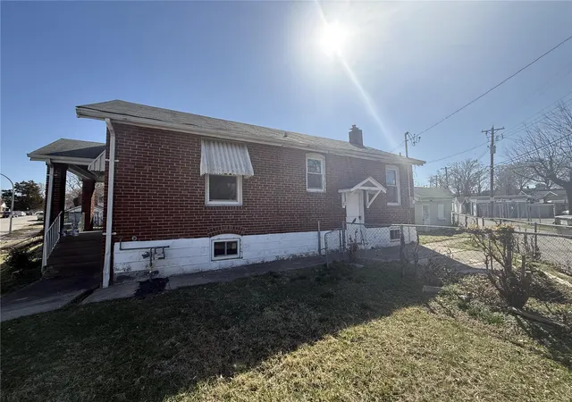 Photo 2 of Single family home for sale at 1156 Canaan Ave, Saint Louis, MO 63147 | MLS# 25015318 | Listing updated on 2025-03-15