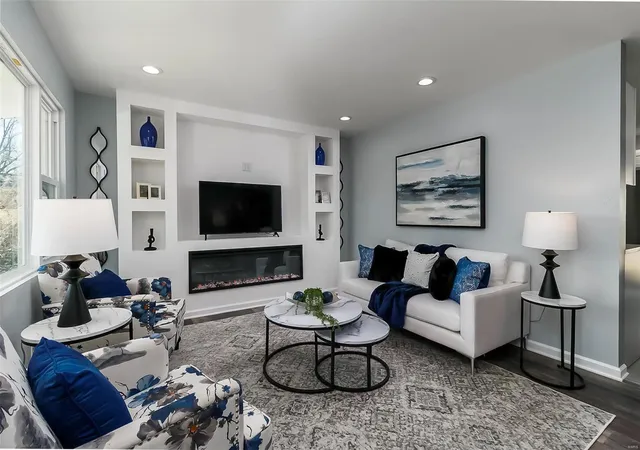 Photo 3 of Single family home for sale at 2019 Huntington Ave, Saint Louis, MO 63114 | MLS# 25015389 | Listing updated on 2025-03-15