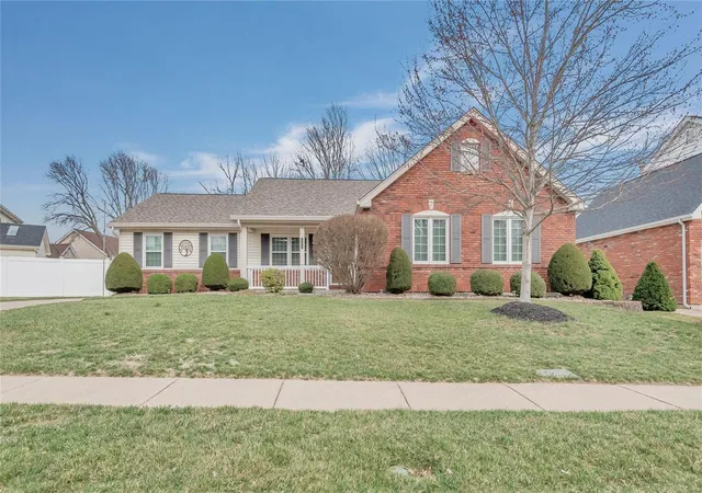 Photo 1 of Single family home for sale at 3490 Brookwood Cir, Saint Charles, MO 63301 | MLS# 25015391 | Listing updated on 2025-03-16