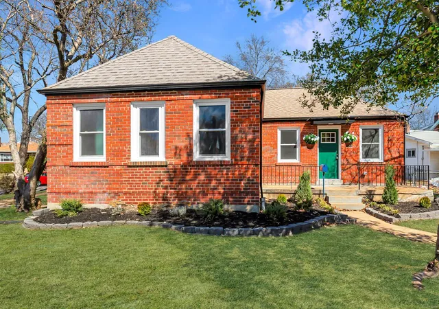 Photo 1 of Single family home for sale at 5255 Loughborough Ave, Saint Louis, MO 63109 | MLS# 25015421 | Listing updated on 2025-03-17