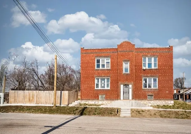 Multi family home for sale at 6201 Wabada Ave, Saint Louis, MO 63133 | MLS# 25015492