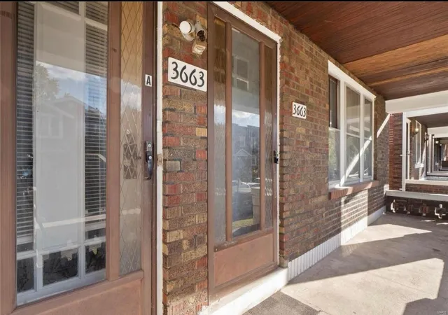 Photo 2 of Multi family home for sale at 3663 Montana St, Saint Louis, MO 63116 | MLS# 25015565 | Listing updated on 2025-03-14