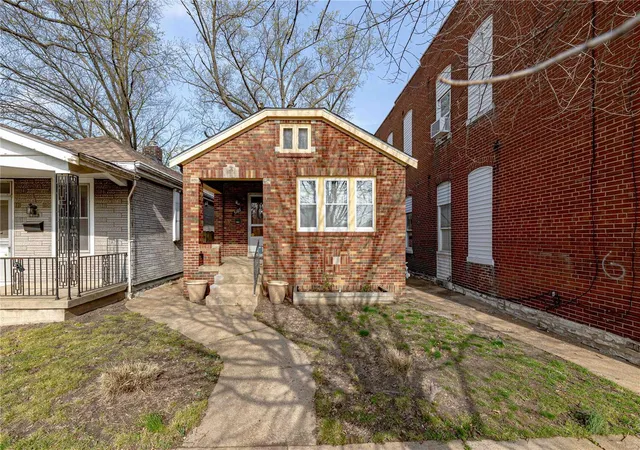Photo 1 of Single family home for sale at 5103 Vermont Ave, Saint Louis, MO 63111 | MLS# 25015610 | Listing updated on 2025-04-01