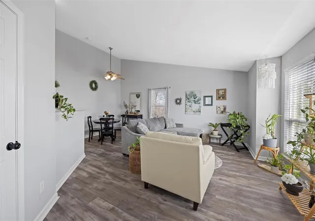 Photo 2 of Single family home for sale at 215 Timber Crk Dr #21D, O Fallon, MO 63368 | MLS# 25015626 | Listing updated on 2025-03-18