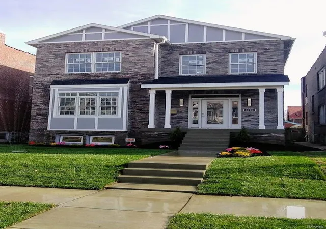 Photo 2 of Single family home for sale at 5835 Degiverville Ave, Saint Louis, MO 63112 | MLS# 25015735 | Listing updated on 2025-03-16