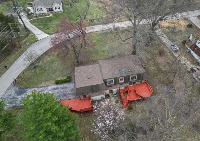 34th image of 1431 Charlotte Dr, Saint Louis, MO 63135 | MLS# 25015808