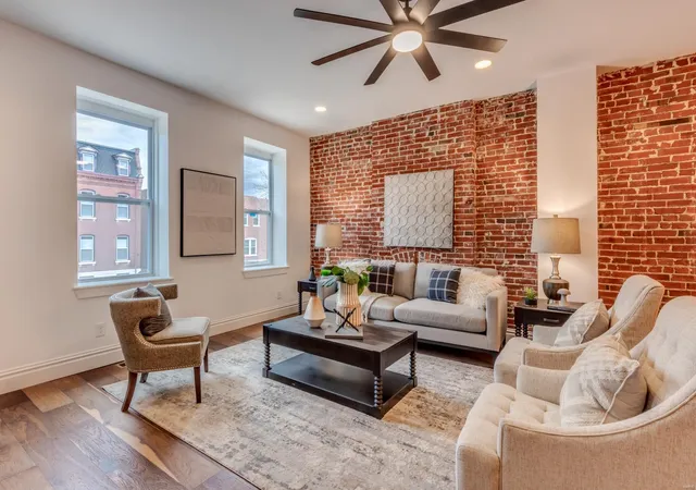 Photo 3 of Townhouse for sale at 3331 Nebraska, Saint Louis, MO 63118 | MLS# 25015866 | Listing updated on 2025-03-17