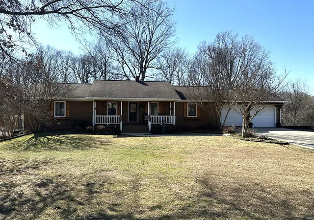 Photo 2 of Single family home for sale at 14348 Hidden Trails Cir, Dexter, MO 63841 | MLS# 25015887 | Listing updated on 2025-03-17