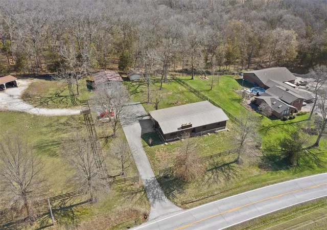 Photo 2 of Single family home for sale at 12044 State Route A, Sainte Genevieve, MO 63670 | MLS# 25015988 | Listing updated on 2025-03-20