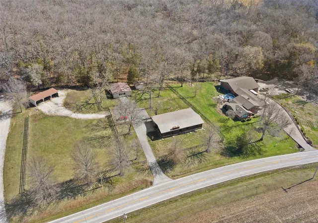 Photo 3 of Single family home for sale at 12044 State Route A, Sainte Genevieve, MO 63670 | MLS# 25015988 | Listing updated on 2025-03-20