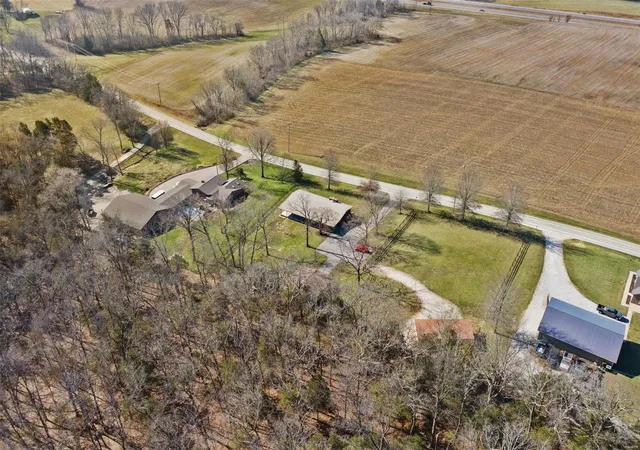 Photo 4 of Single family home for sale at 12044 State Route A, Sainte Genevieve, MO 63670 | MLS# 25015988 | Listing updated on 2025-03-20