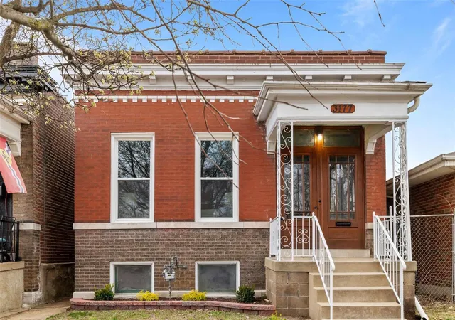 Photo 1 of Single family home for sale at 3177 Pennsylvania Ave, Saint Louis, MO 63118 | MLS# 25015994 | Listing updated on 2025-03-19