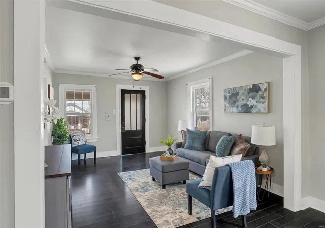 Photo 3 of Single family home for sale at 7426 Richmond Pl, Saint Louis, MO 63143 | MLS# 25016020 | Listing updated on 2025-03-19