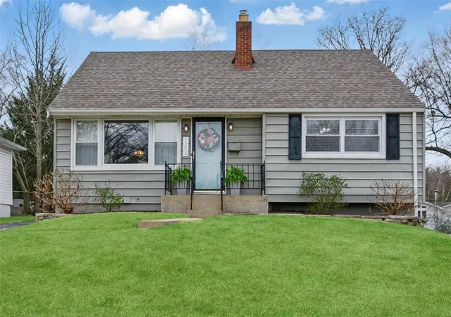 Photo 1 of Single family home for sale at 1203 Drayton Ave, Saint Louis, MO 63119 | MLS# 25016022 | Listing updated on 2025-03-28
