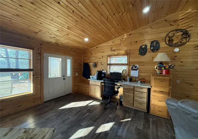 Photo 2 of Single family home for sale at 2887 County Road 5620, Willow Springs, MO 65793 | MLS# 25016208 | Listing updated on 2025-03-18