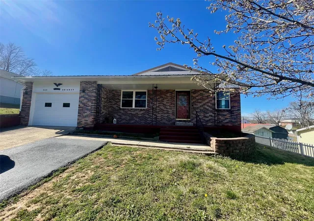 Photo 1 of Single family home for sale at 505 Union St, Marble Hill, MO 63764 | MLS# 25016227 | Listing updated on 2025-03-18