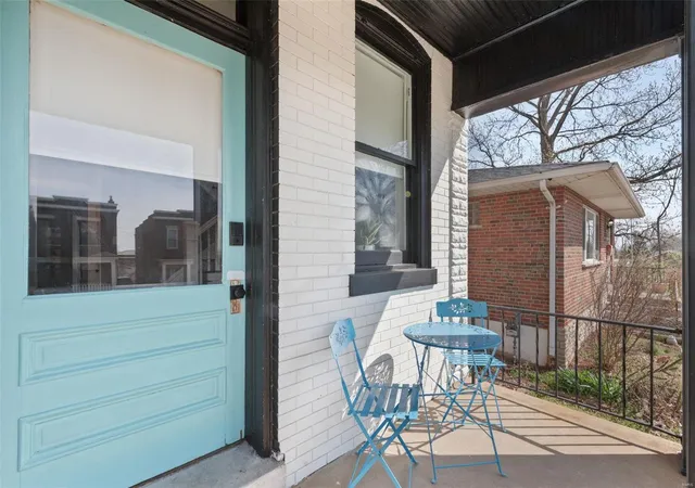 Photo 1 of Single family home for sale at 6121 W Park Ave, Saint Louis, MO 63139 | MLS# 25016253 | Listing updated on 2025-03-25