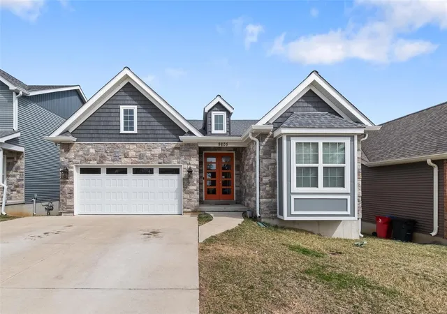 Photo 2 of Single family home for sale at 9805 Nitsch Ln, Saint Louis, MO 63123 | MLS# 25016292 | Listing updated on 2025-03-20