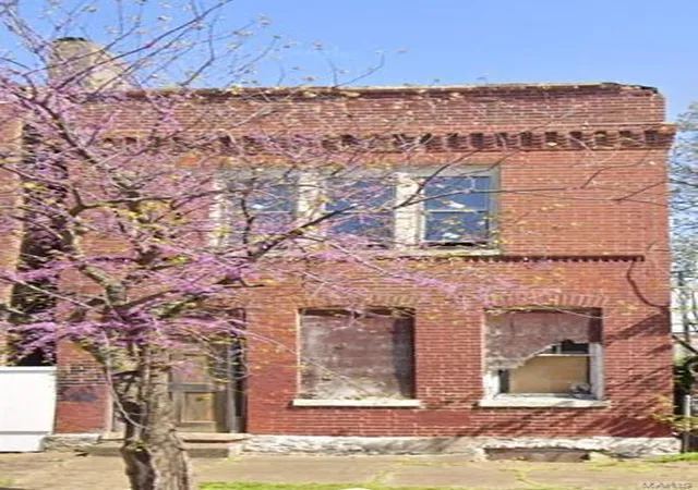Photo 1 of Single family home for sale at 7320 Pennsylvania Ave, Saint Louis, MO 63111 | MLS# 25016365 | Listing updated on 2025-03-18