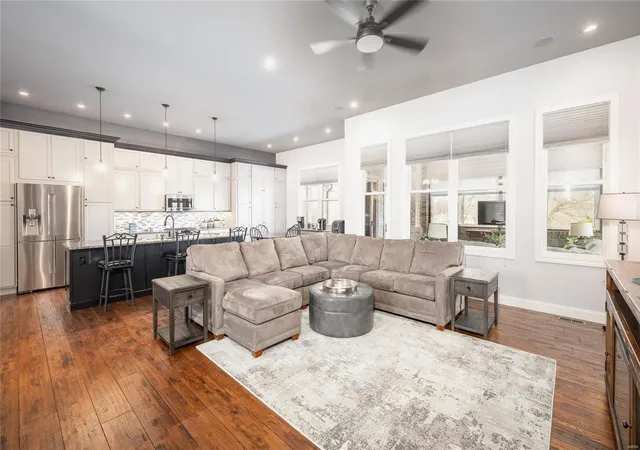 Photo 3 of Single family home for sale at 999 Castle Rock Ave, Lebanon, MO 65536 | MLS# 25016398 | Listing updated on 2025-03-25