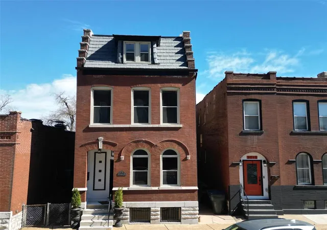 Photo 1 of Single family home for sale at (Undisclosed), Saint Louis, MO 63118 | MLS# 25016454 | Listing updated on 2025-03-19