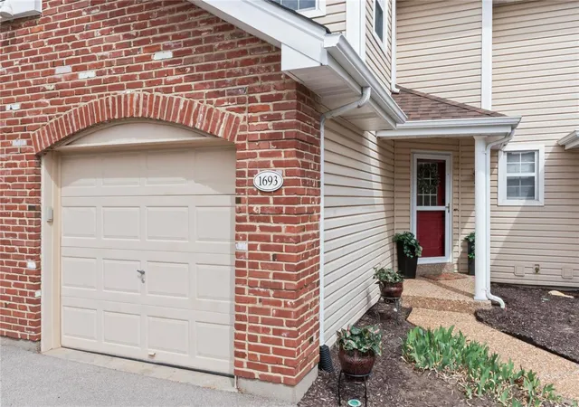 Photo 1 of Townhouse for sale at 1693 Mount Vernon Dr #2, Saint Charles, MO 63303 | MLS# 25016458 | Listing updated on 2025-03-22