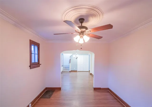 Photo 3 of Single family home for sale at 9117 Meadowbrook Ln, Saint Louis, MO 63114 | MLS# 25016478 | Listing updated on 2025-03-21