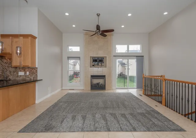 2nd image of 1019 Harmony Lake Pkwy, Saint Peters, MO 63376 | MLS# 25016481