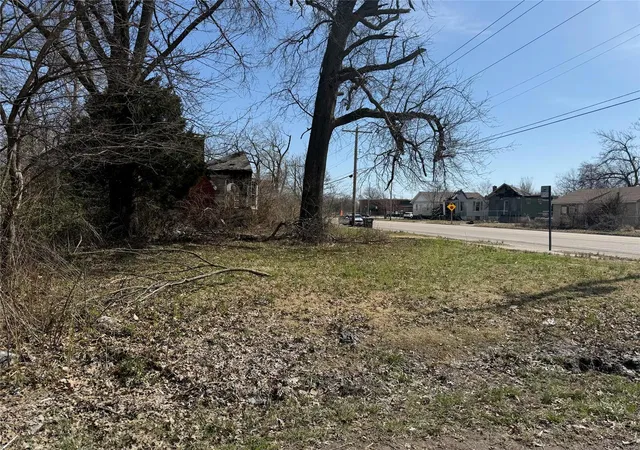 Photo 2 of Land for sale at 2012 N 52nd St, East Saint Louis, IL 62204 | MLS# 25016501 | Listing updated on 2025-03-19