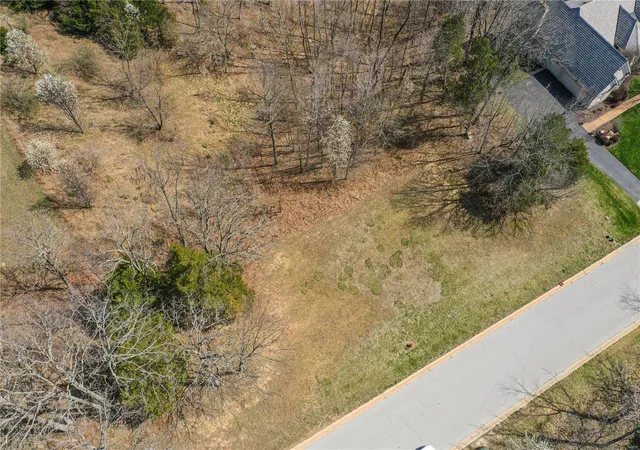 2nd image of 261 St Andrews Dr, Saint Albans, MO 63073 | MLS# 25016581
