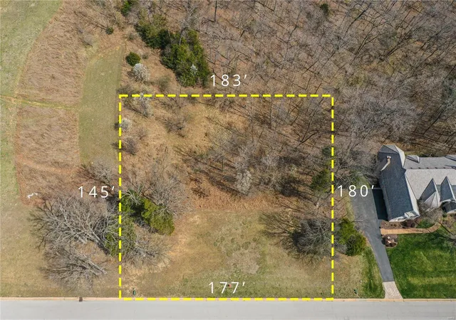 5th image of 261 St Andrews Dr, Saint Albans, MO 63073 | MLS# 25016581