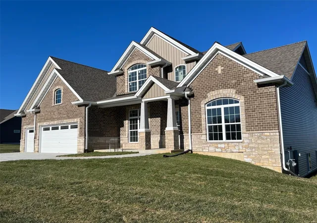 Photo 1 of Single family home for sale at 1027 Bellevaux Pl, Saint Charles, MO 63301 | MLS# 25016601 | Listing updated on 2025-03-19