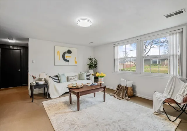 Photo 4 of Single family home for sale at 12002 Debonnaire Dr, Saint Louis, MO 63146 | MLS# 25016634 | Listing updated on 2025-03-26