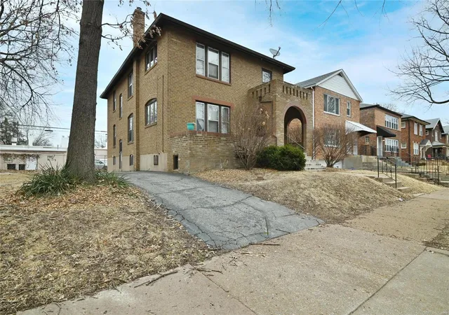 Photo 2 of Multi family home for sale at 7227 Dartmouth Ave, Saint Louis, MO 63130 | MLS# 25016750 | Listing updated on 2025-03-23