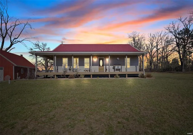 3rd image of 2333 Wesley Rd, Farmington, MO 63640 | MLS# 25016790