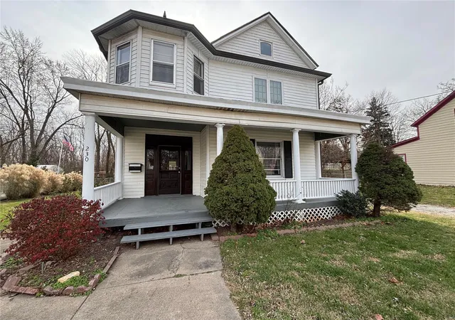 Photo 1 of Single family home for sale at 230 Lahaye St, Sainte Genevieve, MO 63670 | MLS# 25016821 | Listing updated on 2025-03-21