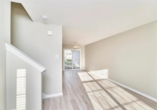Photo 2 of Townhouse for sale at 1209 Ridgeway Dr, Lake Saint Louis, MO 63367 | MLS# 25016885 | Listing updated on 2025-03-21