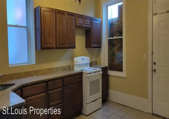 Photo 3 of Single family home for sale at 3441 Osage St, Saint Louis, MO 63118 | MLS# 25016903 | Listing updated on 2025-03-20