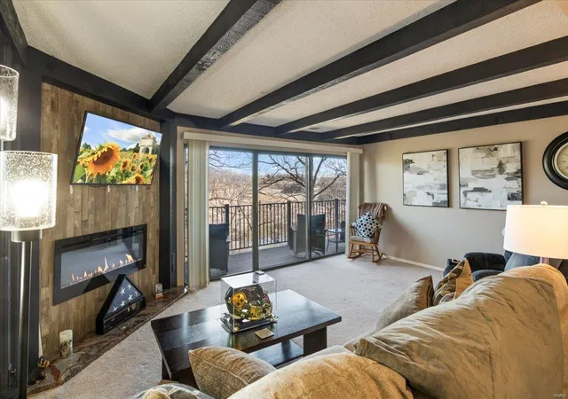 Photo 1 of Condo for sale at 92 Waters Edge Ct #15-2B, Lake Ozark, MO 65049 | MLS# 25017009 | Listing updated on 2025-03-31