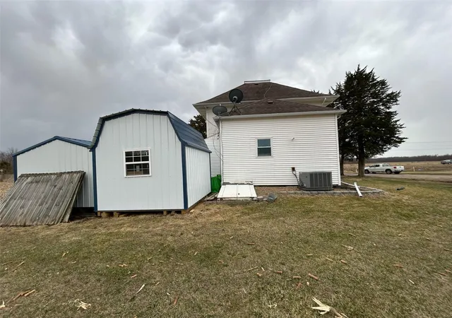 Single family home for sale at 1106 W Jackson St, Albany, MO 64402 | MLS# 25017117 | Listing updated on 2025-03-21