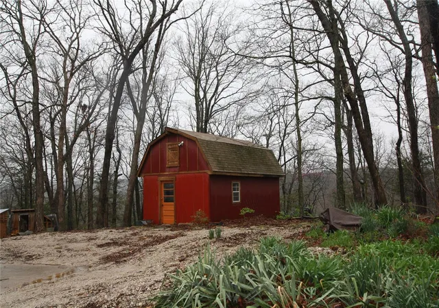 Photo 3 of Single family home for sale at 18894 State Hwy Cc, Warrenton, MO 63383 | MLS# 25017148 | Listing updated on 2025-04-04