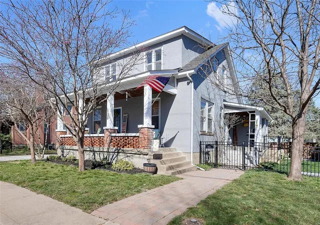 Photo 4 of Single family home for sale at 108 N 4th Street, Sainte Genevieve, MO 63670 | MLS# 25017180 | Listing updated on 2025-03-21