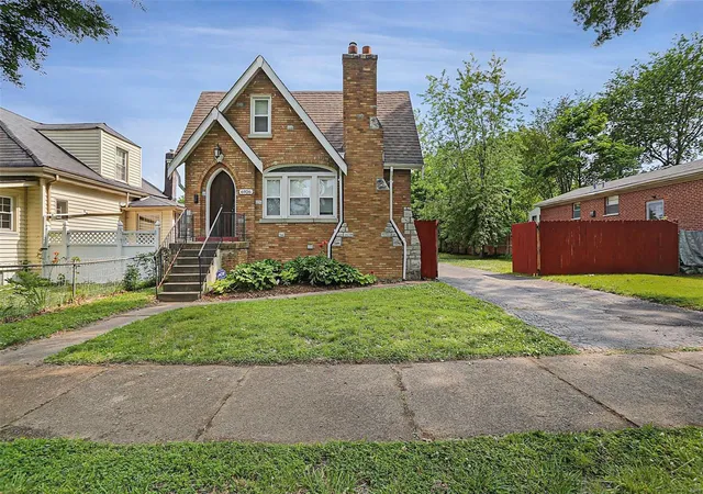 Photo 1 of Single family home for sale at 6926 Corbitt Ave, Saint Louis, MO 63130 | MLS# 25017206 | Listing updated on 2025-03-22