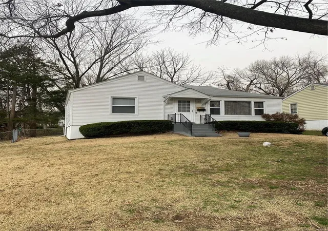 Photo 1 of Sale Pending at 7716 Monroe Dr, Saint Louis, MO 63133 | MLS# 25017287 | Listing updated on 2025-03-21