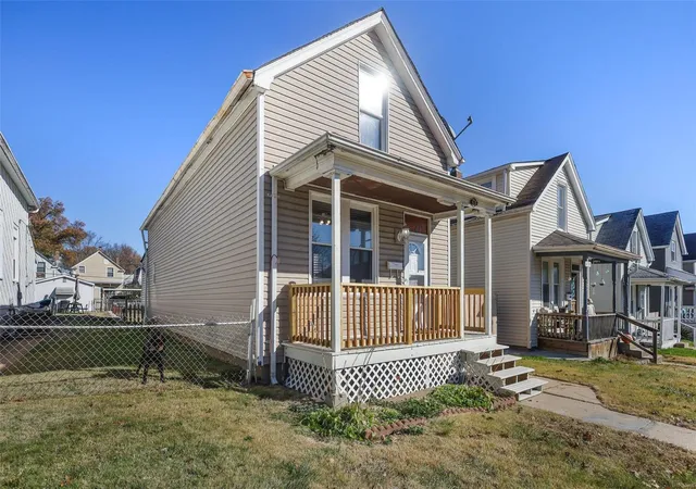 Photo 1 of Single family home for sale at 4175 Taft Ave, Saint Louis, MO 63116 | MLS# 25017297 | Listing updated on 2025-03-21