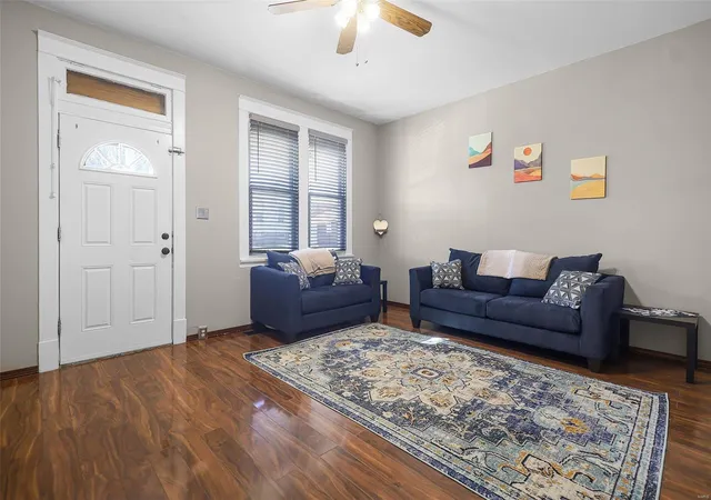 Photo 2 of Single family home for sale at 4175 Taft Ave, Saint Louis, MO 63116 | MLS# 25017297 | Listing updated on 2025-03-21