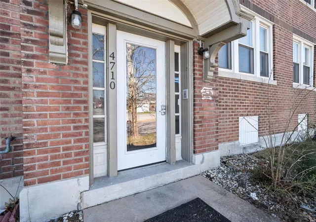 Photo 1 of Multi family home for sale at 4710 Delor St, Saint Louis, MO 63116 | MLS# 25017330 | Listing updated on 2025-03-21