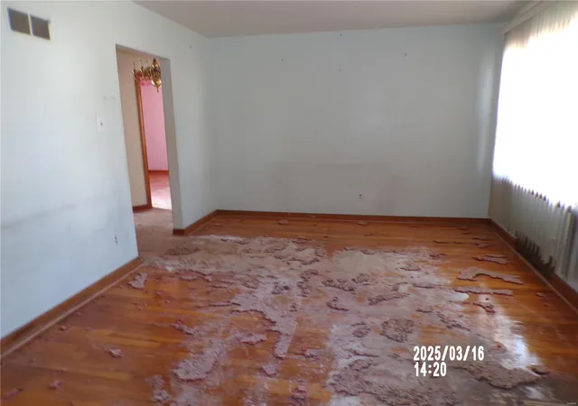 Photo 3 of Single family home for sale at 8270 Frost Ave, Saint Louis, MO 63134 | MLS# 25017331 | Listing updated on 2025-03-21