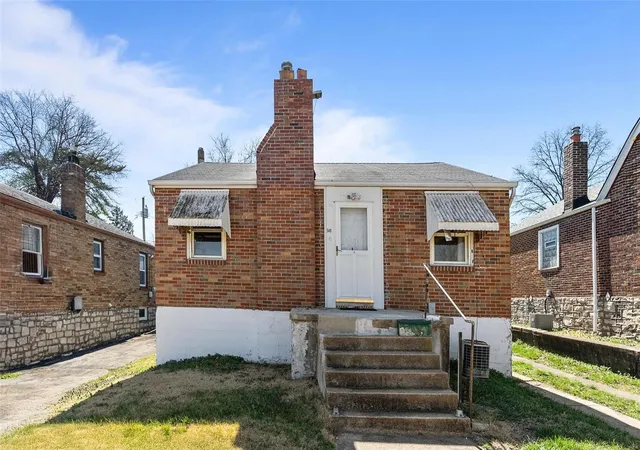 Photo 1 of Single family home for sale at 540 Ruthland Dr, Saint Louis, MO 63125 | MLS# 25017365 | Listing updated on 2025-03-24