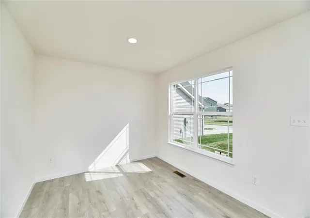 Photo 1 of Single family home for sale at 1933 Rolling River Cir, O Fallon, MO 63366 | MLS# 25017376 | Listing updated on 2025-03-22